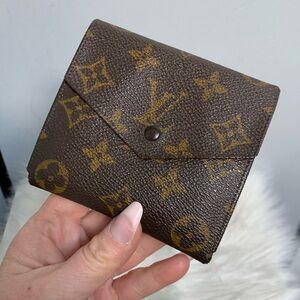 Pre date code authentic Louis Vuitton Elise wallet - extreme wear